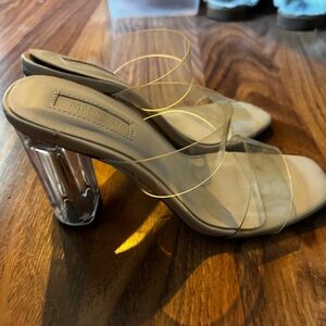 Forever 21 Women's Cream Heeled Sandals